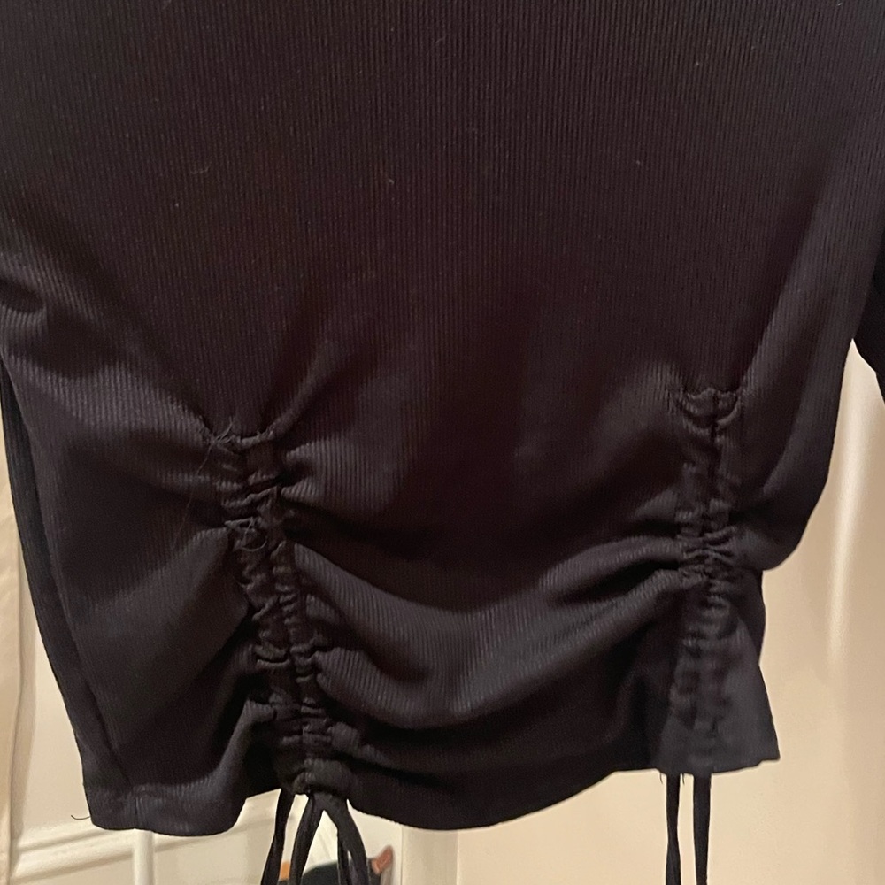 Long Sleeve Ribbed Top - Picture 2 of 3